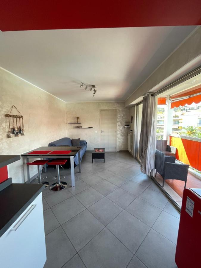 Superbe 2 Pièces Appartement à 5min de la Mer Free WIFI et PARKING Nice Extérieur photo