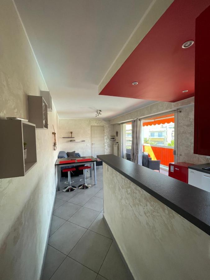 Superbe 2 Pièces Appartement à 5min de la Mer Free WIFI et PARKING Nice Extérieur photo